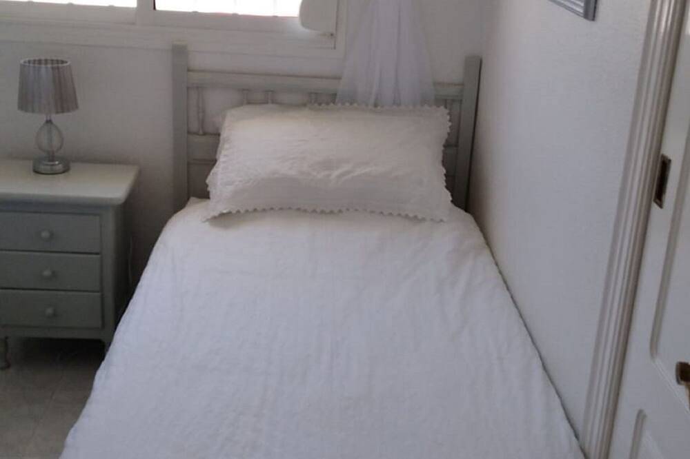 Entire apartment, Stunning Ground Floor Apt. near Beach ,Wifi Fibre Optic incl. in Rojales, Costa Blanca