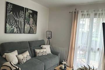 Appartement De Vacances pour 2 Personnes dans Le Chesnay, Yvelines, Photo 2