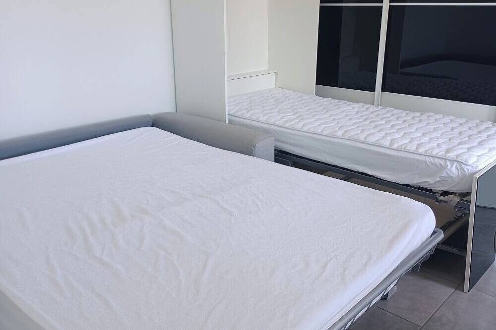 Ganze Wohnung, Studio with balcony and superb view in Bellerive-sur-Allier, Vichy und Umgebung