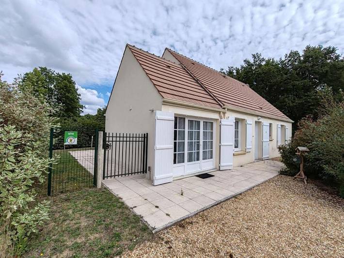 Location de vacances pour 6 personnes, avec Jardin à Donnery