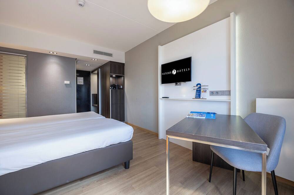 Making The Best Memories Along The Way! Indoor Pool, Free Breakfast and Parking! in Nieuwegein, Bestuur Regio Utrecht