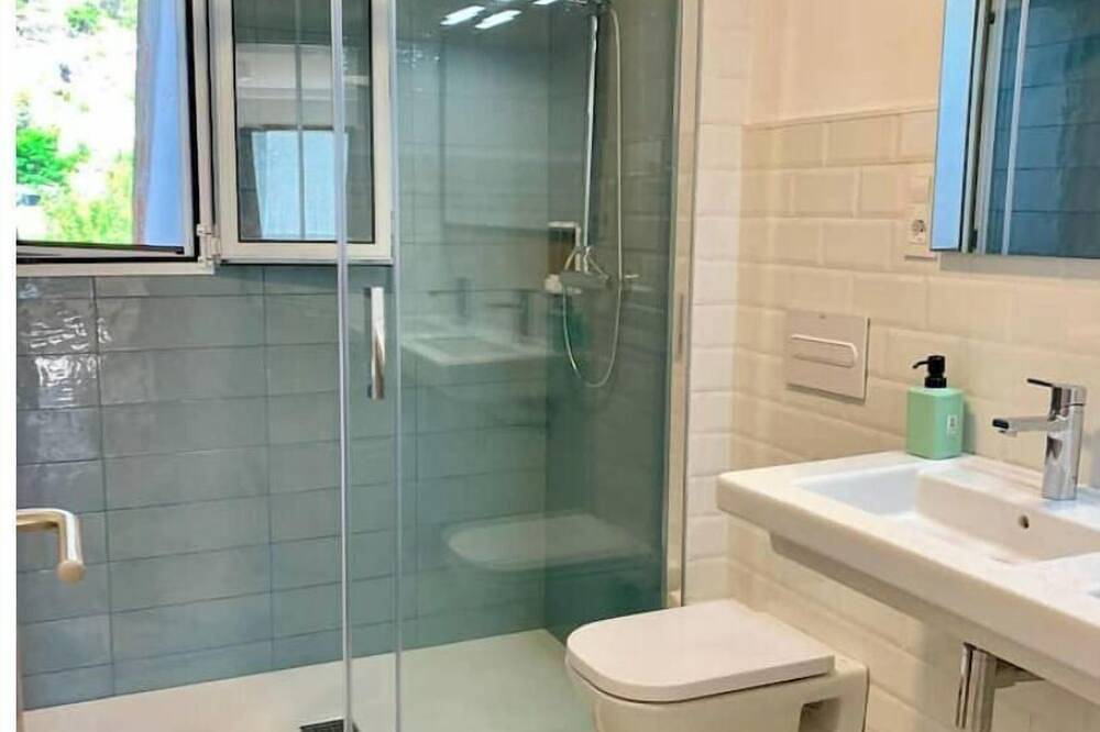 Apartamento entero, Luminous apartment in Montan (Montanejos) in Montán, Provincia de Castellón