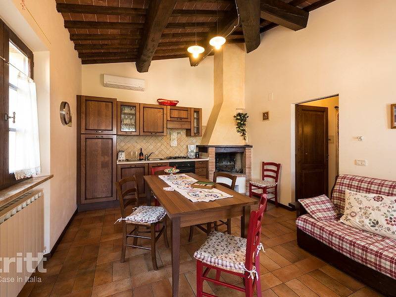 Tritt — This child-friendly apartment with swimming pool for 5 people is located in Citta della Pieve in Città della Pieve, Perugia e dintorni