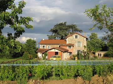Chambre d’hôte pour 2 personnes, avec jardin dans Rhône