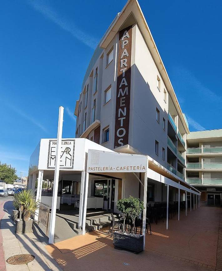 Apartamento para 4 personas, con Balcón y Terraza además de Jardín y Piscina en Cabo Roig
