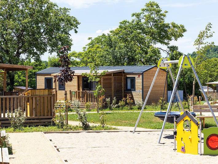 Camping Sites et Paysages - Le Ventoulou - Mobilheim 6 personen - Cottage Le P'tit Quercynois (Ankunft Samstag) - 3 Zimmer - 2 Bäder in Thégra, Regionaler Naturpark Causses du Quercy
