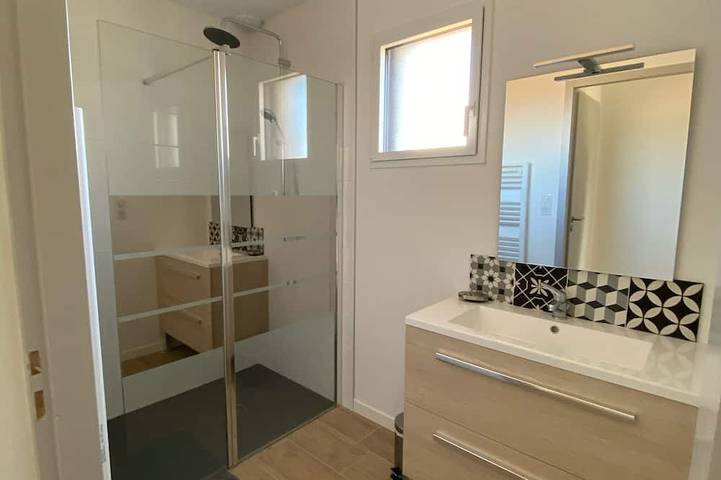 Location de vacances pour 4 personnes, avec terrasse et jardin dans Plage Pors Carn - 4