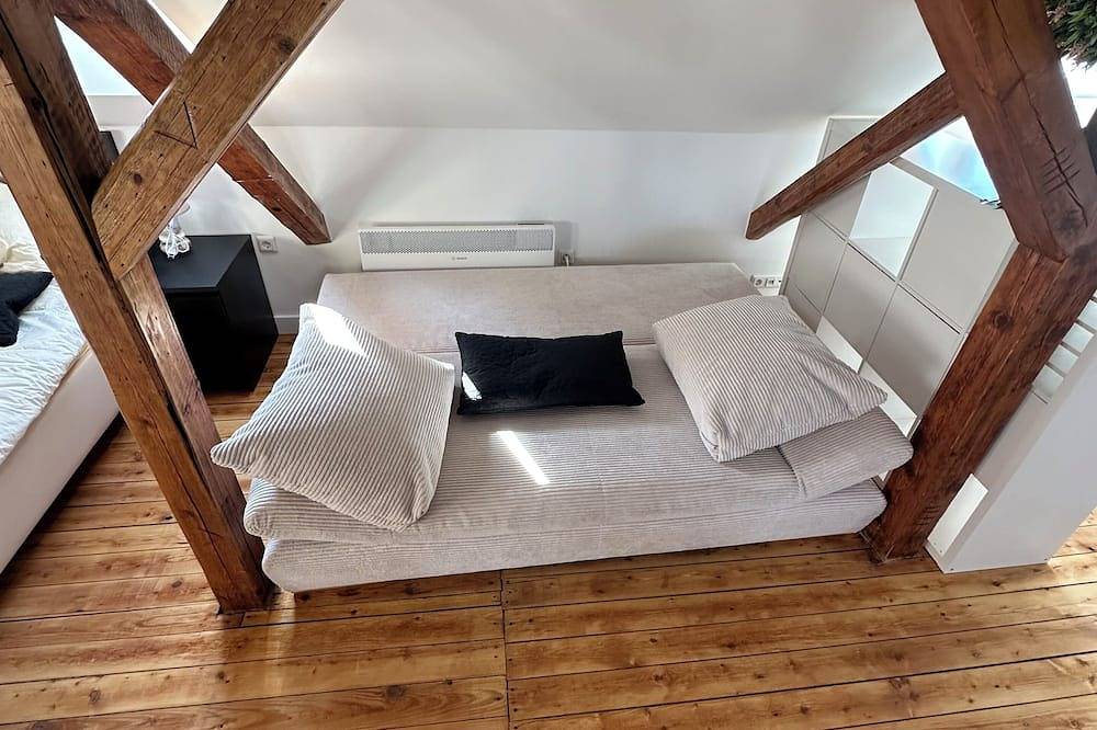 Apartamento entero, Cozy attic apartment main station/city in Núremberg, Franconia