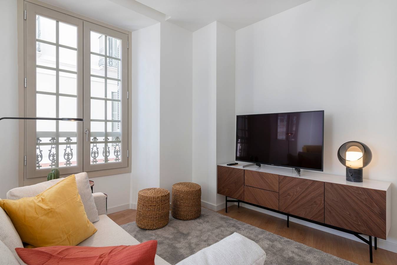 Apartamento entero, Key-wise lujo Alcántara Plaza Teatro 2 hab. parking gratis in Malaga Centro Historico, Málaga