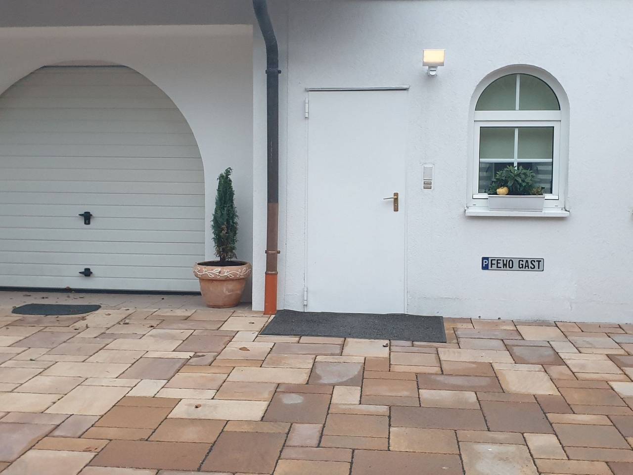 Apartamento entero, Maisonette-Wohnung mit überdachter Lounge-Terrasse in Nüdlingen, Rhön-Bayern