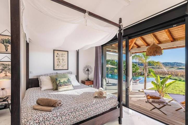 Chambre d’hôte pour 2 personnes, avec jardin et piscine à Plaissan