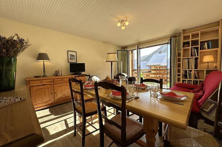 Gîte pour 6 personnes, avec balcon dans Office De Tourisme De Serre Chevalier Bureau De Saint Chaffrey