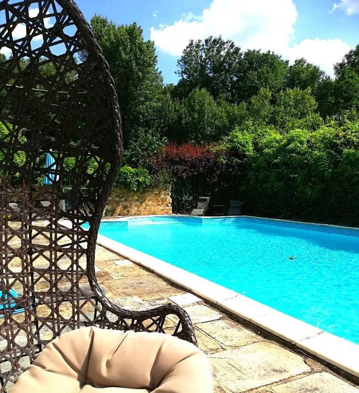 Hôtel pour 2 personnes, avec Terrasse ainsi que Jardin et Piscine