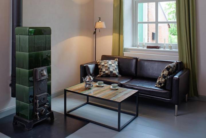 Ferienwohnung für 5 Personen, mit Terrasse und Garten sowie Ausblick in Neuwesteel