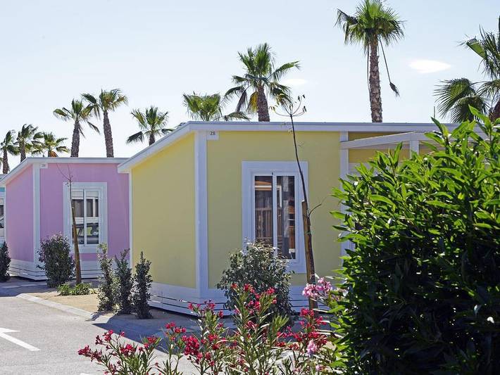 Camping Alannia Costa Blanca - Bungalow 2 personas - Habana - Capacidad 2 personas in Crevillente, Provincia de Alicante