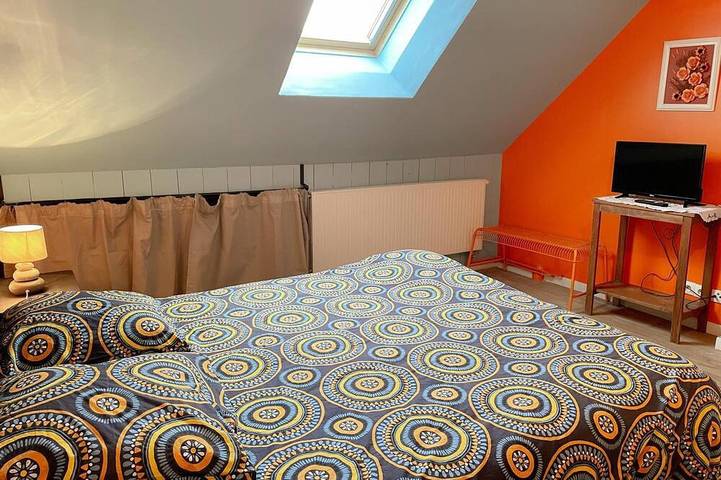 Ferienhaus in Sologne mit geschlossenem Garten, Haustiere erlaubt, Parkplatz und Internet in Neung-sur-Beuvron, Sologne