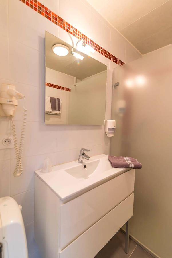 Hôtel pour 3 personnes avec terrasse in Plouharnel, Côte des Mégalithes