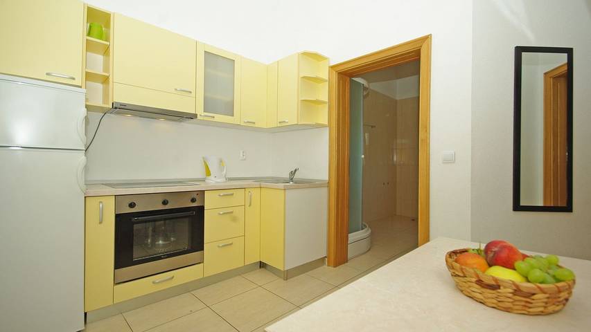 Ferienwohnung für 3 Personen in Krvavica - 4