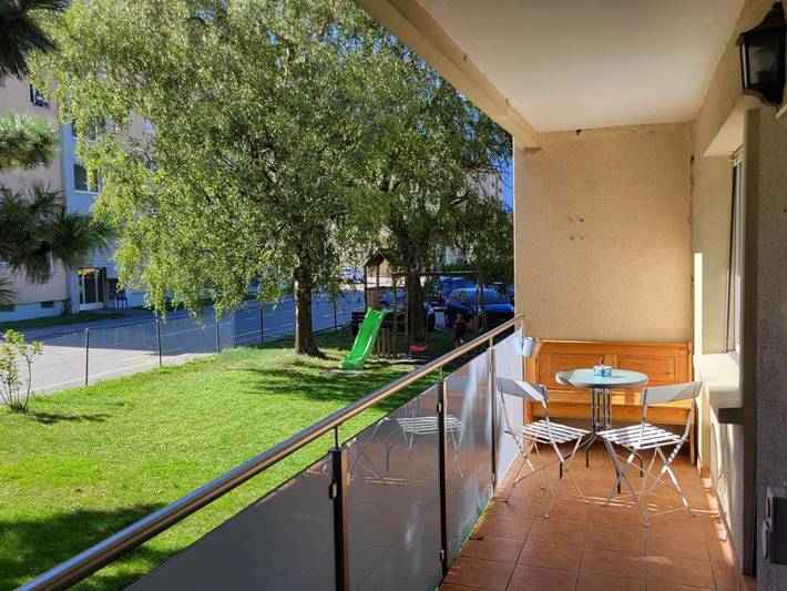 Appartement de vacances pour 4 personnes, avec balcon ainsi que vue et jardin