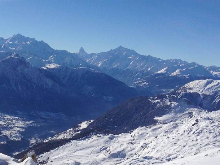 Gîte pour 6 personnes, avec balcon à Riederalp - 4