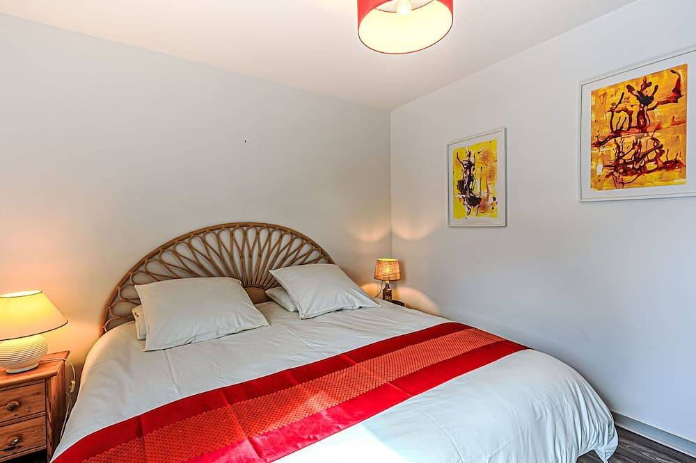 Stunning private villa for 6 guests with Wifi and Tv in Bono, Côte des Mégalithes