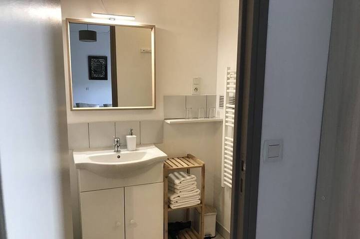 Location de vacances pour 2 personnes, avec Jardin et Piscine à Chalais (Aquitaine) - 4