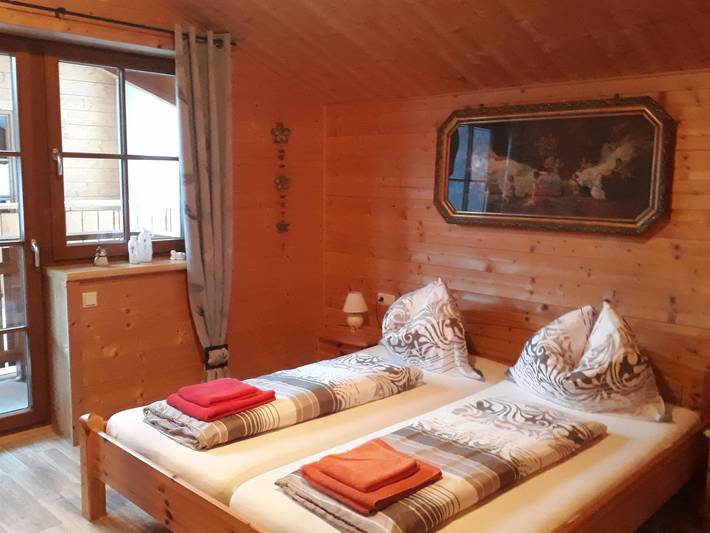 Ferienwohnung für 4 Personen, mit Ausblick und Garten, kinderfreundlich in Kals am Großglockner - 3