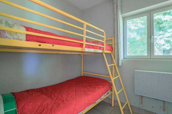 Location de vacances pour 6 personnes, avec jardin à Gueschart - 4