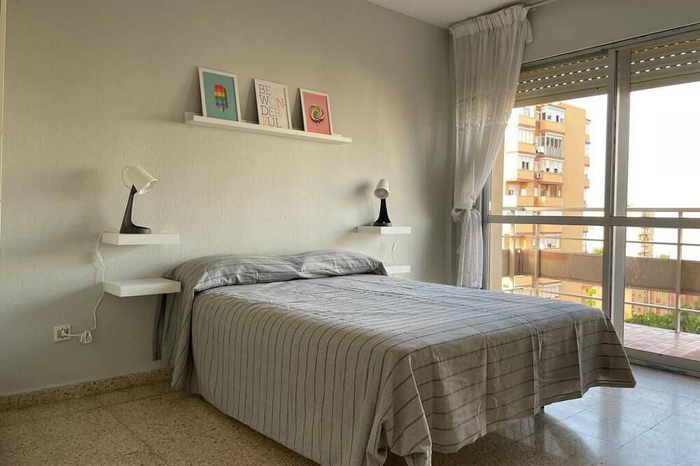 Entire apartment, Bahia de Algeciras, close to the beach. in Algeciras, Costa de la Luz