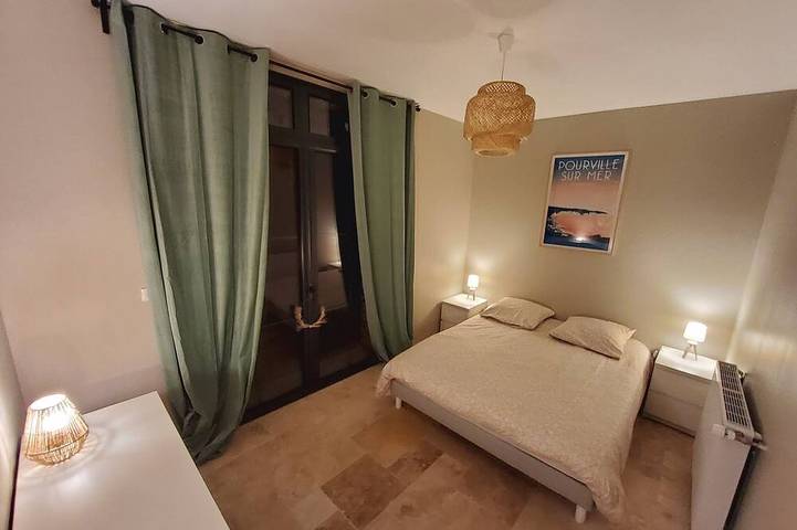 Location de vacances pour 8 personnes, avec jardin et terrasse à Cottévrard - 2