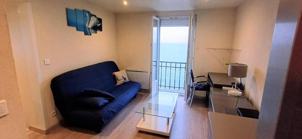Appartement de vacances pour 4 personnes, avec vue et vue sur le lac ainsi que balcon et piscine, animaux acceptés - 1