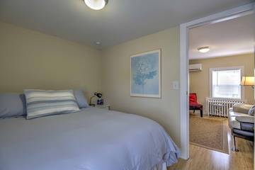 Vacation Apartment for 2 Guests in Greenport, Long Island, Picture 4