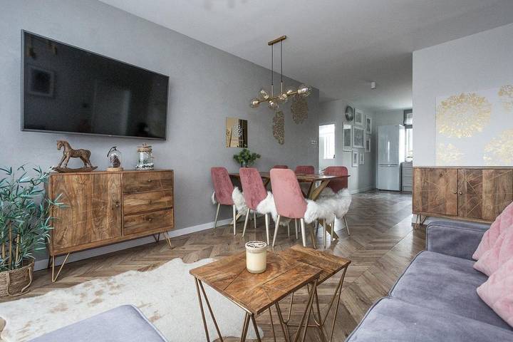 Ferienwohnung für 4 Personen, mit Ausblick und Balkon - 1