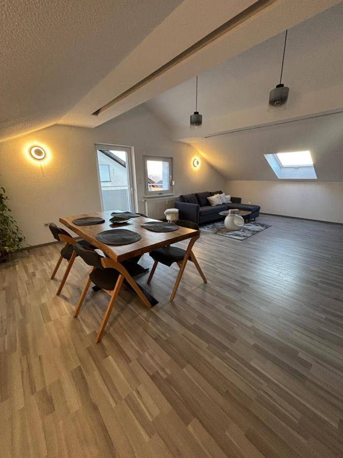 Ferienwohnung für 4 Personen, mit Balkon und Terrasse sowie Ausblick in Waldshut-Tiengen