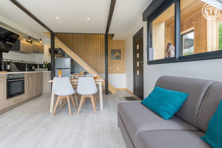 Gîte pour 4 personnes, avec jardin dans Lac d'Aiguebelette - 2