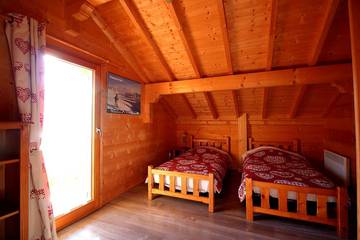 Chalet pour 6 Personnes dans Rochejean, Parc naturel régional du Haut-Jura, Photo 4