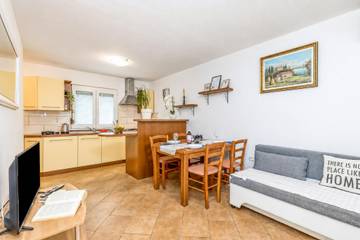 Holiday Rental for 4 People in Koper, Slovene Istria, Photo 3