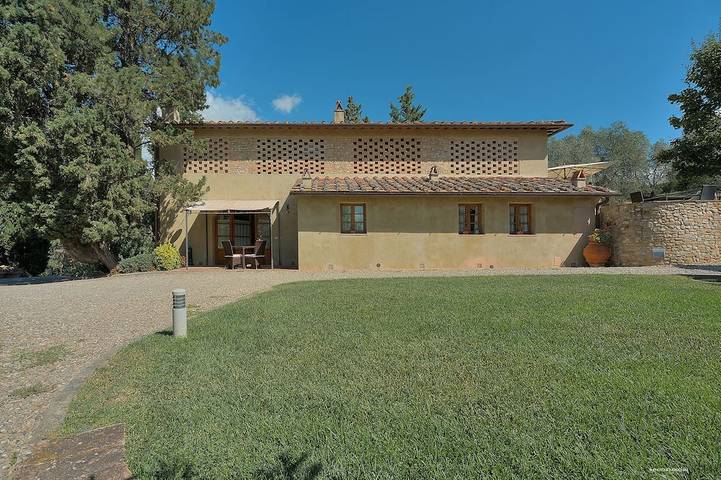 Ganze Wohnung, Toskanische Apart für 4/5 Personen, WIFI, Air-Co, Sw-Pool, alle Annehmlichkeiten auf dem Land in Montespertoli, Florenz Provinz