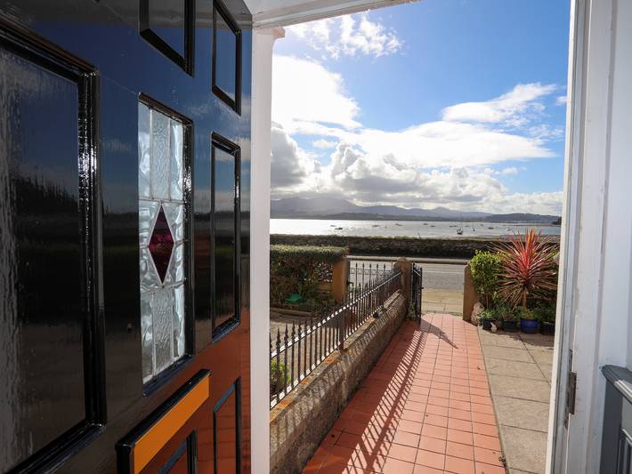 Cottage for 10 people, with garden, with pets in Beaumaris