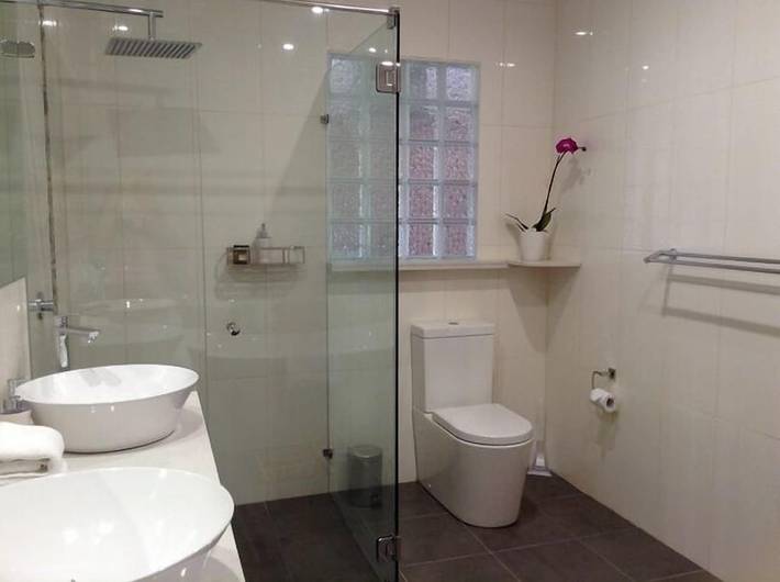 Appartement de vacances pour 2 personnes, avec jardin ainsi que piscine et balcon