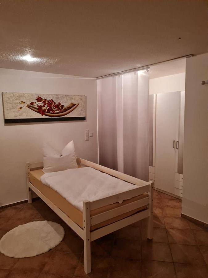 Ganze Wohnung, One-Bedroom Apartment in Allstedt, Harzvorland