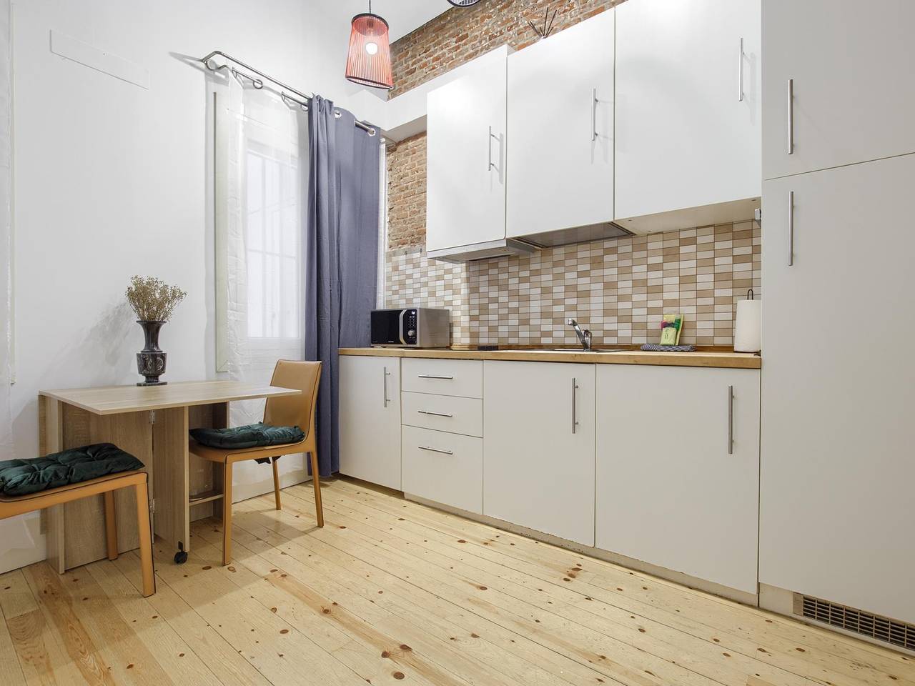 Apartamento vacacional entero, Madrid Embajadores - Apartamento de 1 dormitorio in Centro (Madrid), Madrid