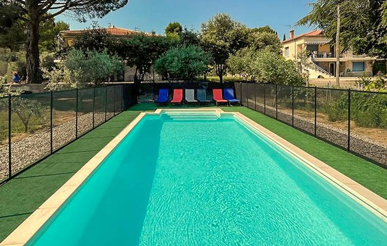 Location de vacances pour 14 personnes, avec piscine ainsi que terrasse et jardin, animaux acceptés à Sablet - 2