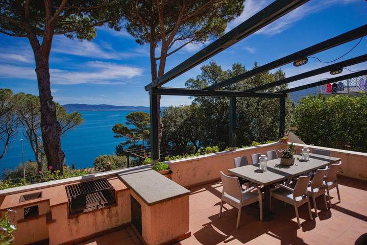 Ferienwohnung für 8 Personen, mit Balkon und Terrasse sowie Garten und Ausblick in Porto Santo Stefano - 4
