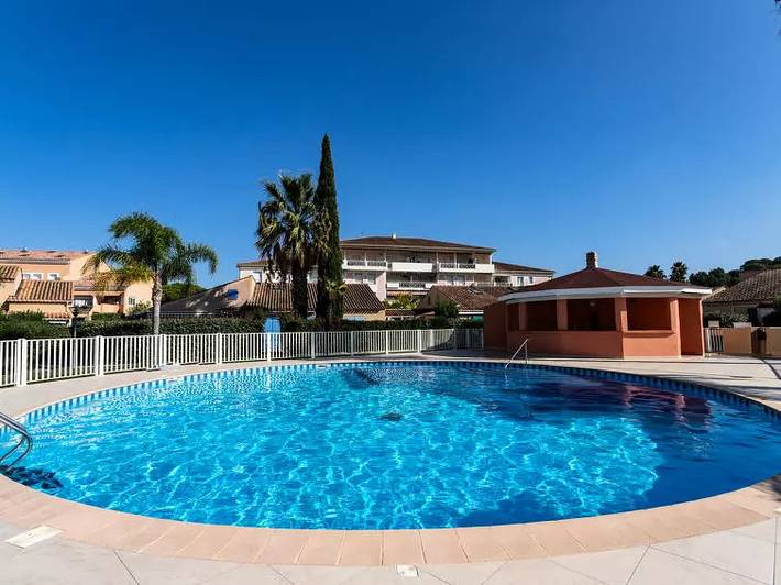 Villa voor 6 personen, met zwembad en terras in Le Lavandou