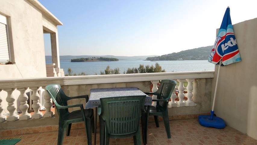 Studio für 3 Personen, mit Terrasse