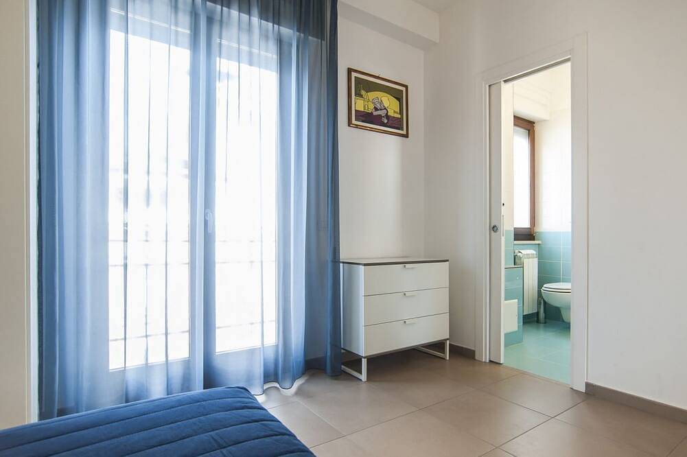 Apartamento entero, La terraza de los fondos in Fondi, Provincia de Latina