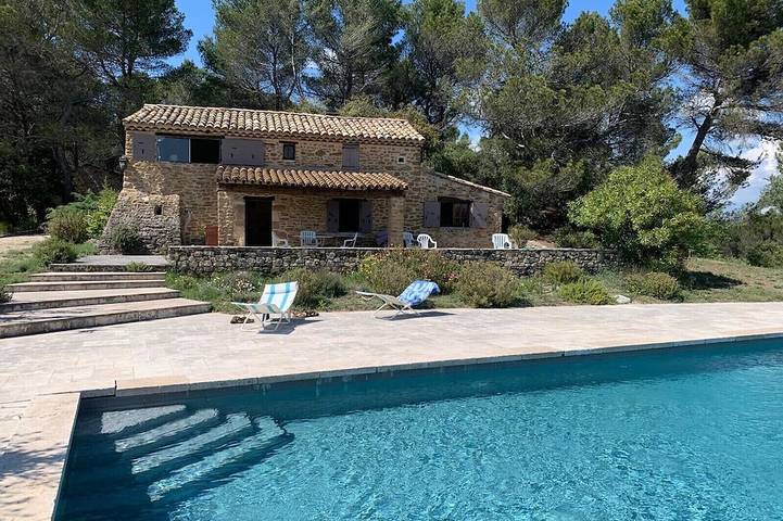 Location de vacances pour 8 personnes à Roaix