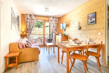 Gîte pour 6 personnes, avec balcon dans Office De Tourisme Du Corbier