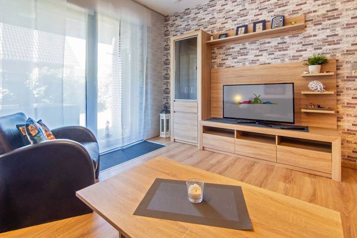 Ferienhaus für 4 Personen, mit Garten in Dornumersiel - 2